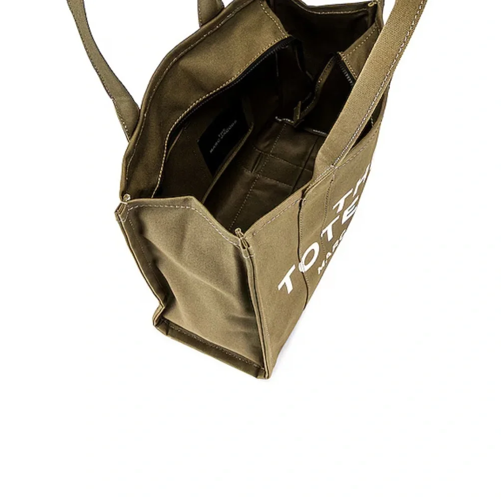 Marc Jacob’s Canvas Large Totebag in Slate Green - Picture 4 of 10